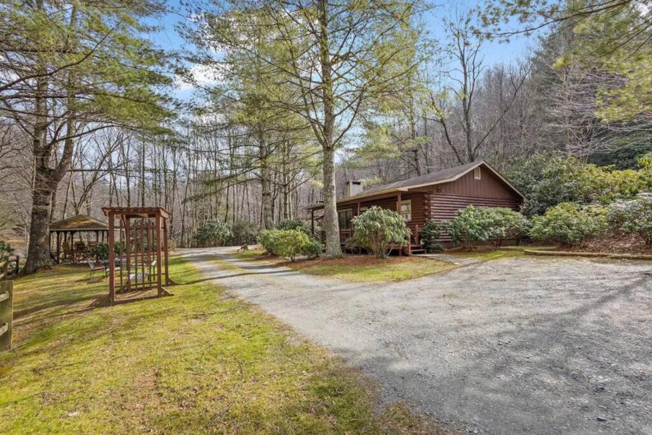 Classic Log Cabin With Fireplace On Quiet River بيوينغ روك المظهر الخارجي الصورة